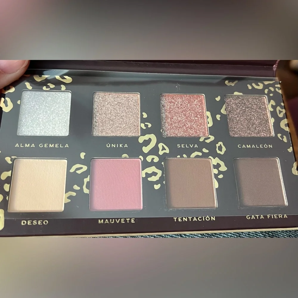 Alamar Cosmetics DesNUDEas Exotica Pressed Pigment 8 Ct Eyeshadow Palette NIB!